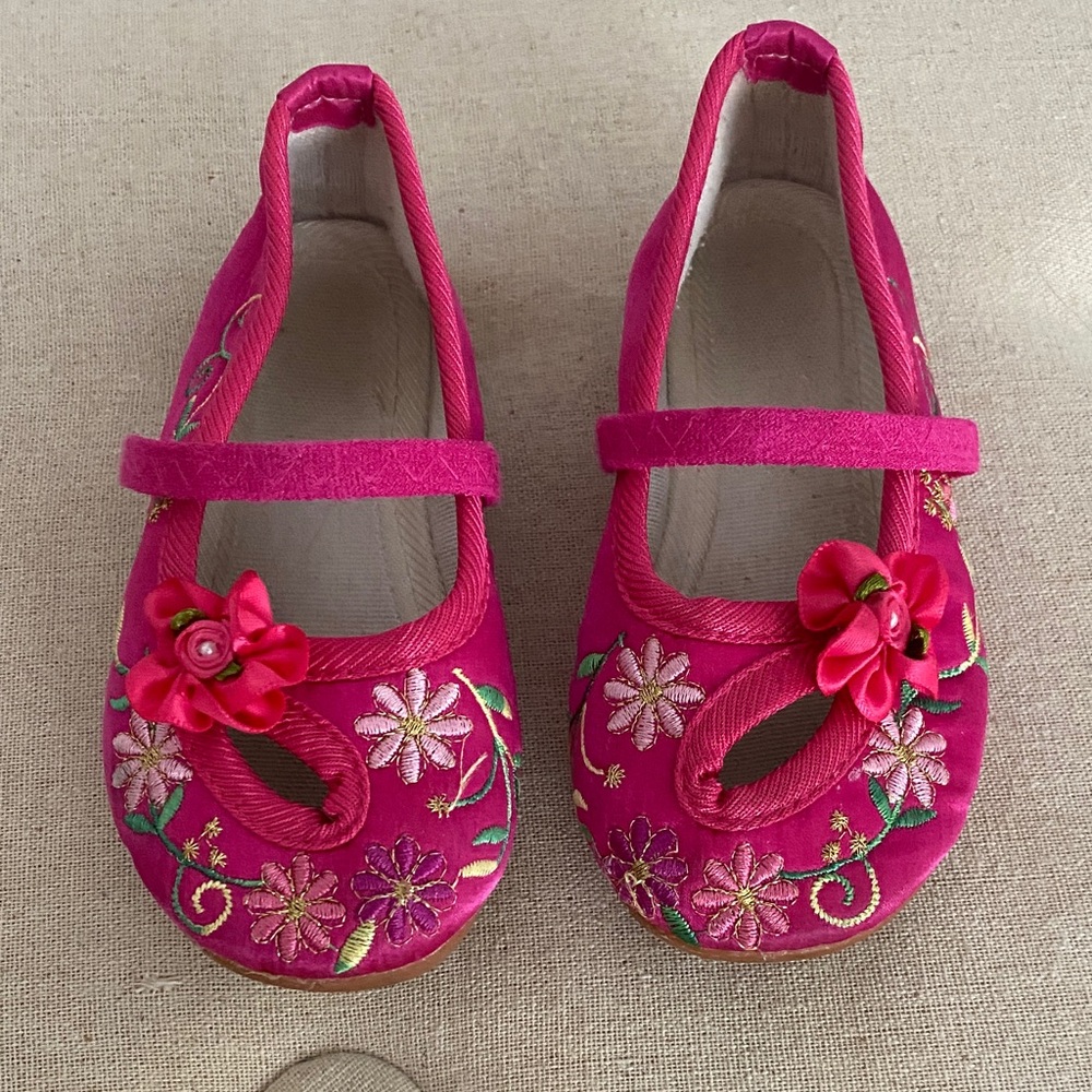 Charming Pink Floral Kids Dress Shoes